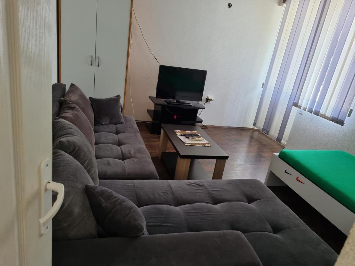 Apartmani Plavi Jagodina Exterior photo