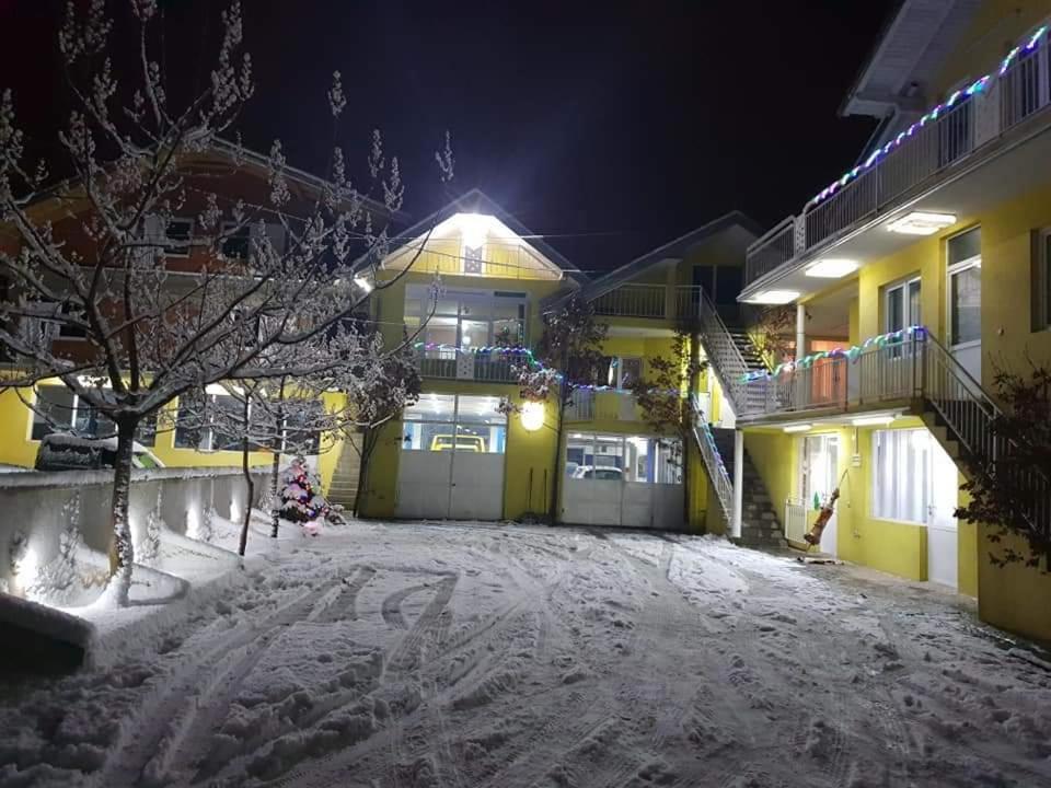Apartmani Plavi Jagodina Exterior photo